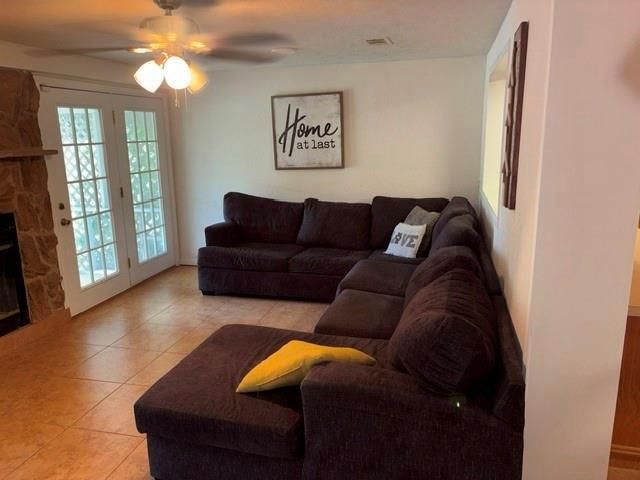 1909 11th Avenue, La Marque, TX 77568