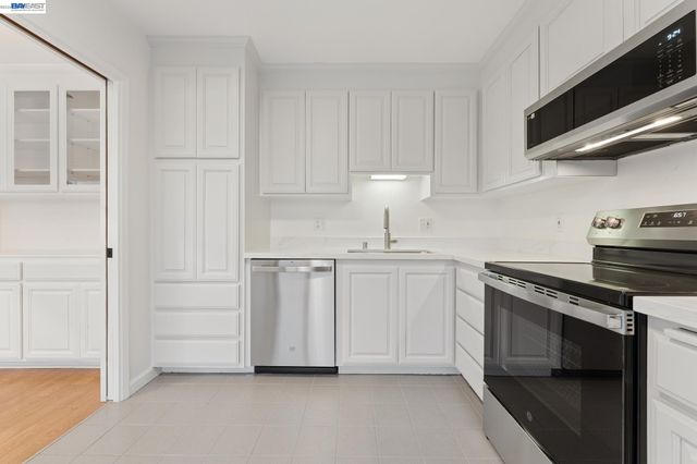 339 Broadway 116, Alameda, CA 94501
