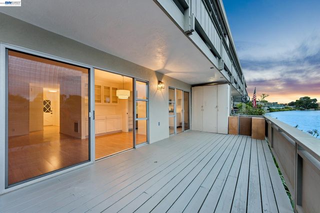 339 Broadway 116, Alameda, CA 94501