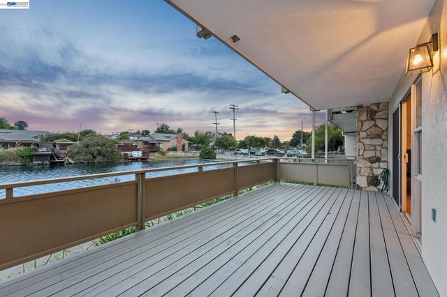 339 Broadway 116, Alameda, CA 94501