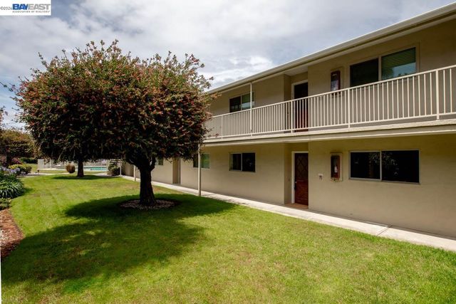 339 Broadway 116, Alameda, CA 94501