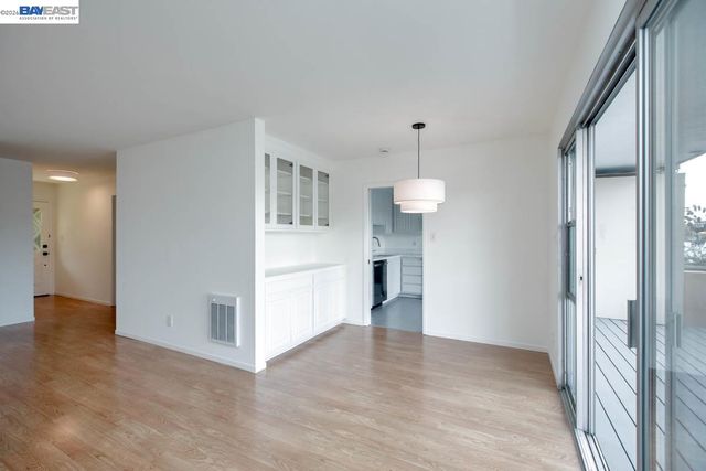 339 Broadway 116, Alameda, CA 94501