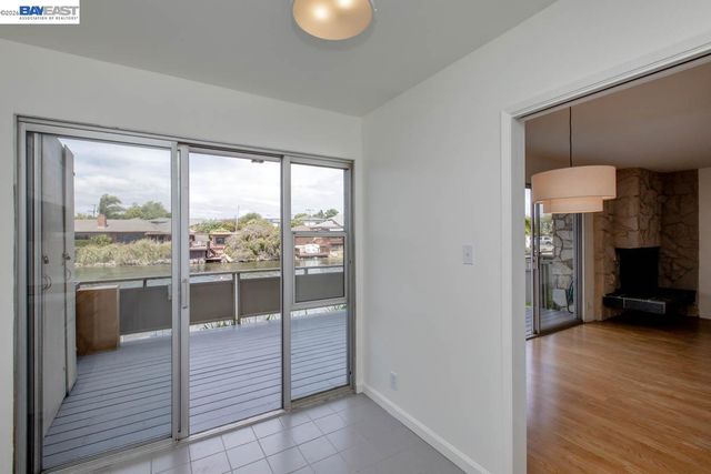 339 Broadway 116, Alameda, CA 94501