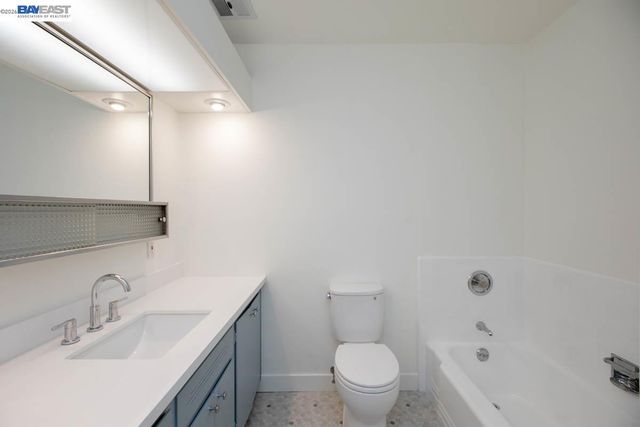 339 Broadway 116, Alameda, CA 94501