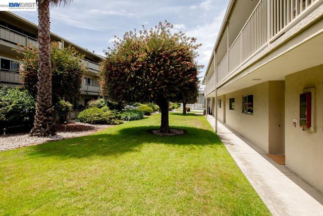 339 Broadway 116, Alameda, CA 94501