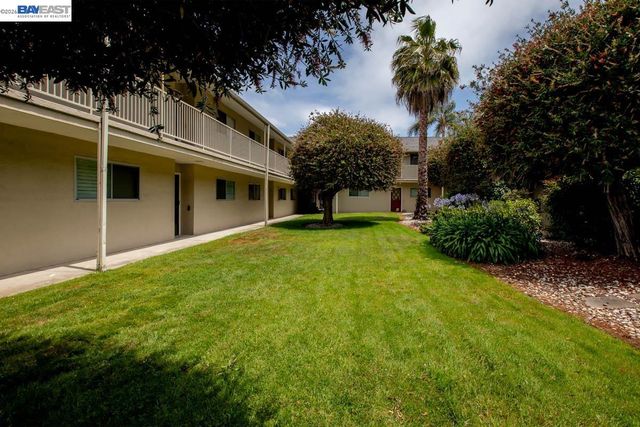 339 Broadway 116, Alameda, CA 94501