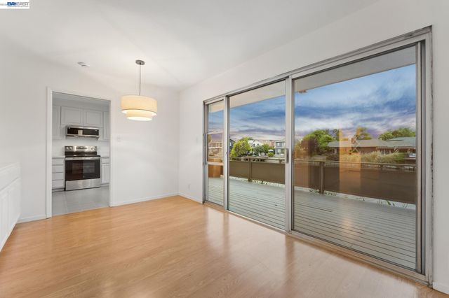 339 Broadway 116, Alameda, CA 94501