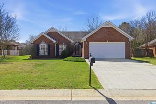 105 ABINGTON CIRCLE, Maylene, AL 35114