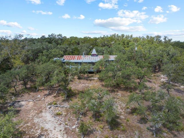 700 Rolling Hills DR, Wimberley, TX 78676