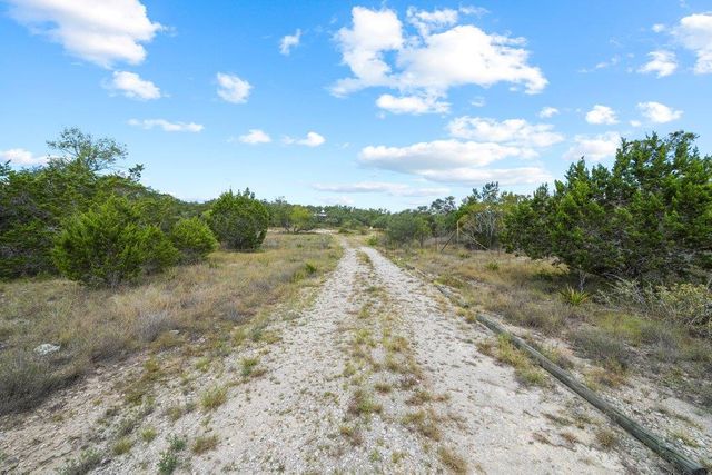 700 Rolling Hills DR, Wimberley, TX 78676