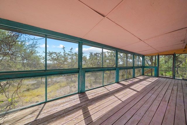700 Rolling Hills DR, Wimberley, TX 78676