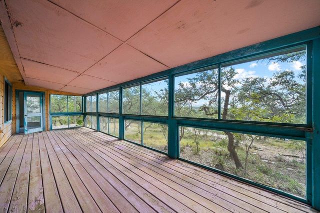 700 Rolling Hills DR, Wimberley, TX 78676