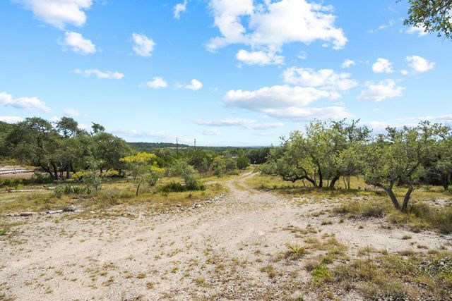 700 Rolling Hills DR, Wimberley, TX 78676