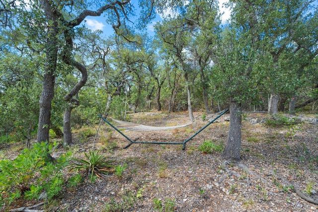 700 Rolling Hills DR, Wimberley, TX 78676
