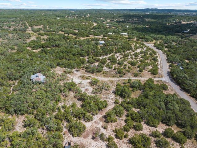 700 Rolling Hills DR, Wimberley, TX 78676