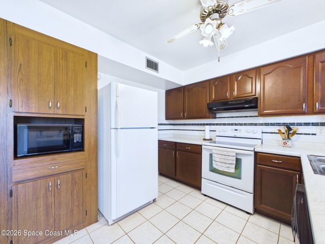 2939 Chipper Drive NE, Palm Bay, FL 32905
