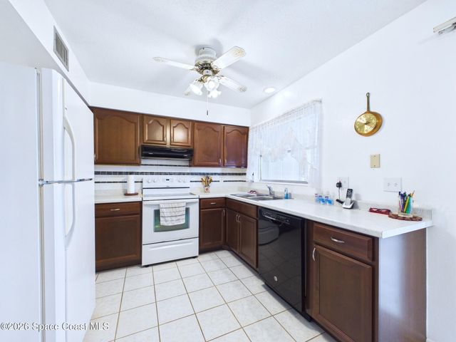 2939 Chipper Drive NE, Palm Bay, FL 32905