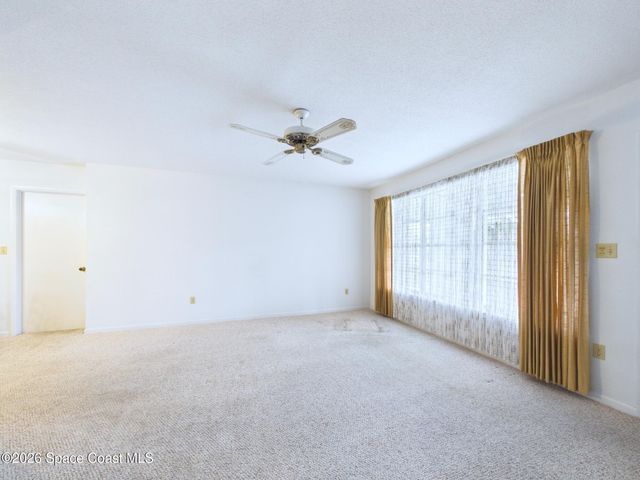 2939 Chipper Drive NE, Palm Bay, FL 32905