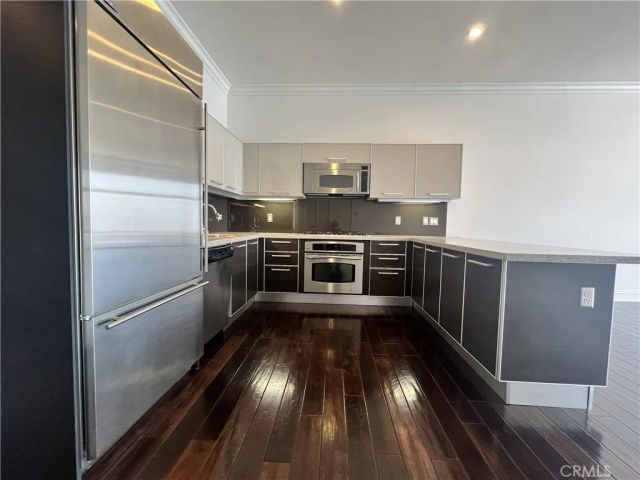 801 S Grand 2204, Los Angeles, CA 90017