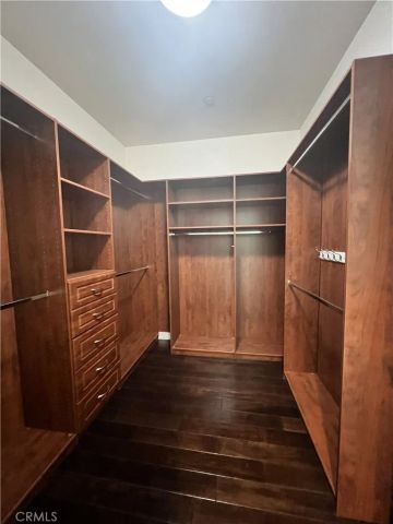 801 S Grand 2204, Los Angeles, CA 90017