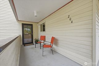 8516 196th Street SW #204, Edmonds, WA 98026