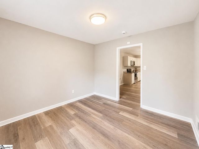 141 Russell Street, Spartanburg, SC 29307