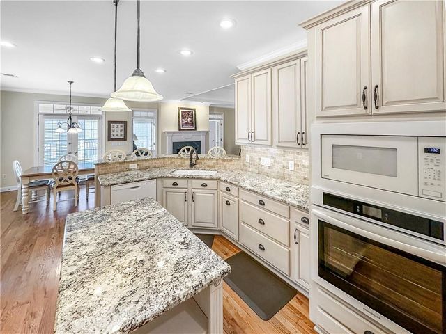 1773 Glenwood Way, Snellville, GA 30078