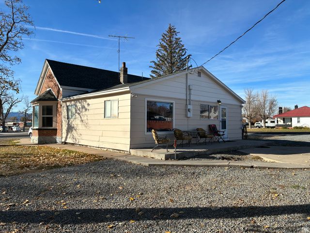 290 N 100 ST, Beaver, UT 84713