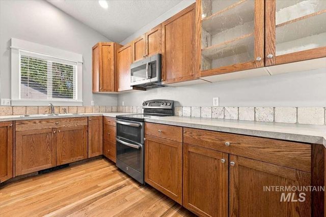 6422 W Everett St, Boise, ID 83704