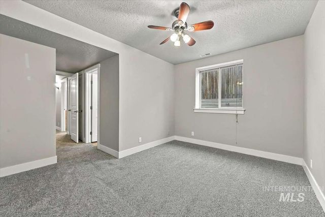 6422 W Everett St, Boise, ID 83704