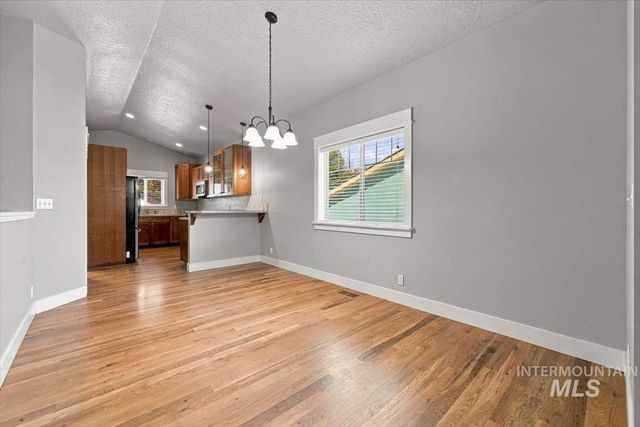 6422 W Everett St, Boise, ID 83704