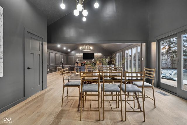 897 Nevelle Lane, Carmel, IN 46032