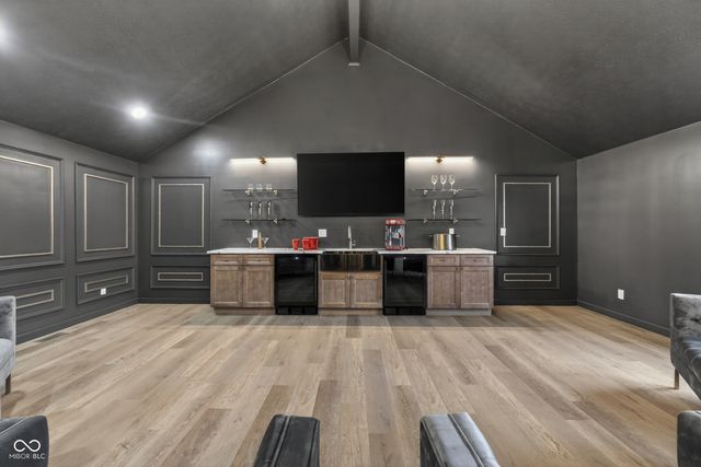 897 Nevelle Lane, Carmel, IN 46032