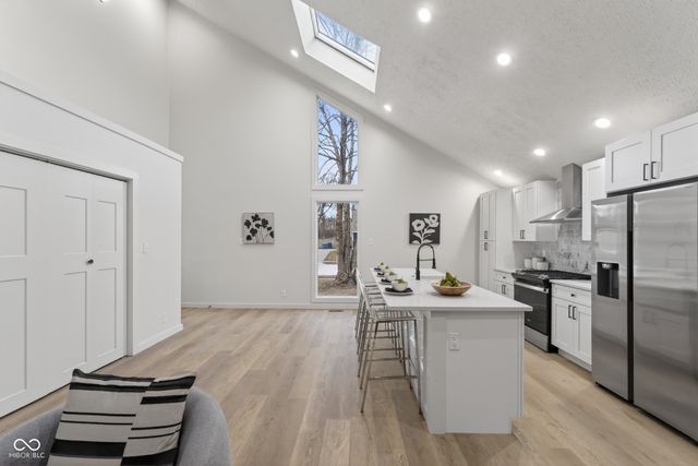 897 Nevelle Lane, Carmel, IN 46032