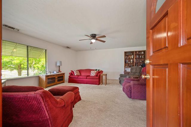 7565 Willow Way, Citrus Heights, CA 95610