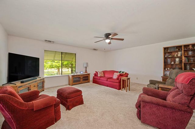 7565 Willow Way, Citrus Heights, CA 95610