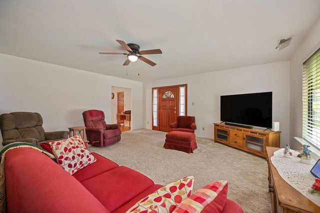 7565 Willow Way, Citrus Heights, CA 95610