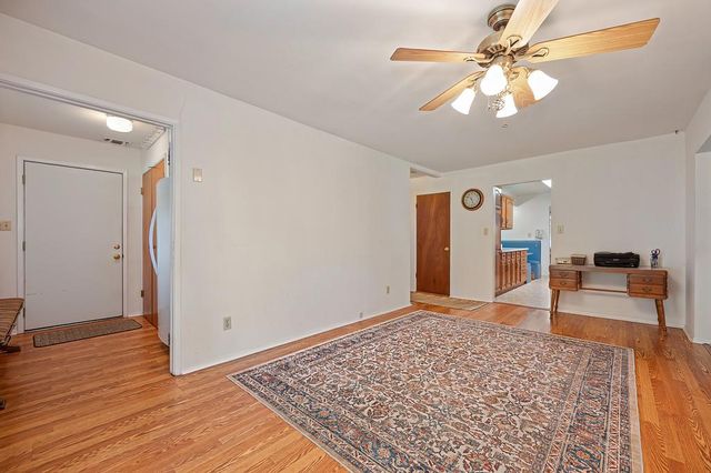 7565 Willow Way, Citrus Heights, CA 95610