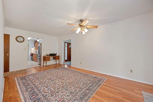 7565 Willow Way, Citrus Heights, CA 95610