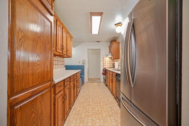 7565 Willow Way, Citrus Heights, CA 95610