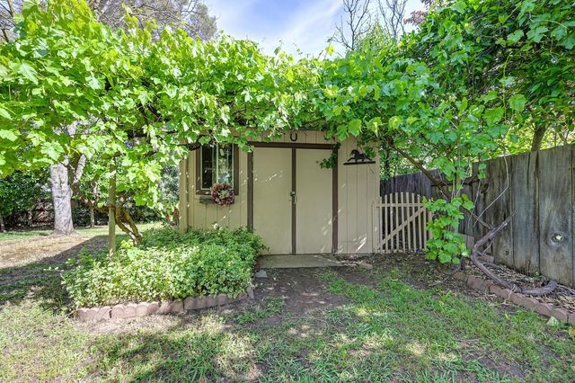 7565 Willow Way, Citrus Heights, CA 95610