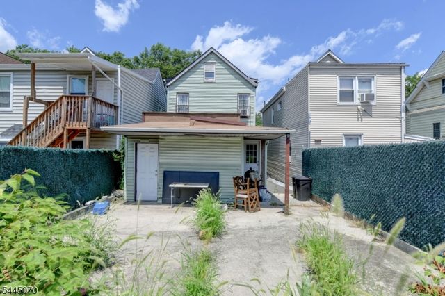 136 Sylvan Ave, Newark City, NJ 07104