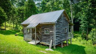 1579 Harr Town Road, Blountville, TN 37617