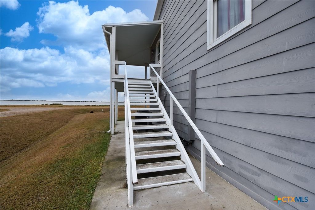 Image 10 of property listing at 965 Porpoise Drive, Palacios, TX 77465