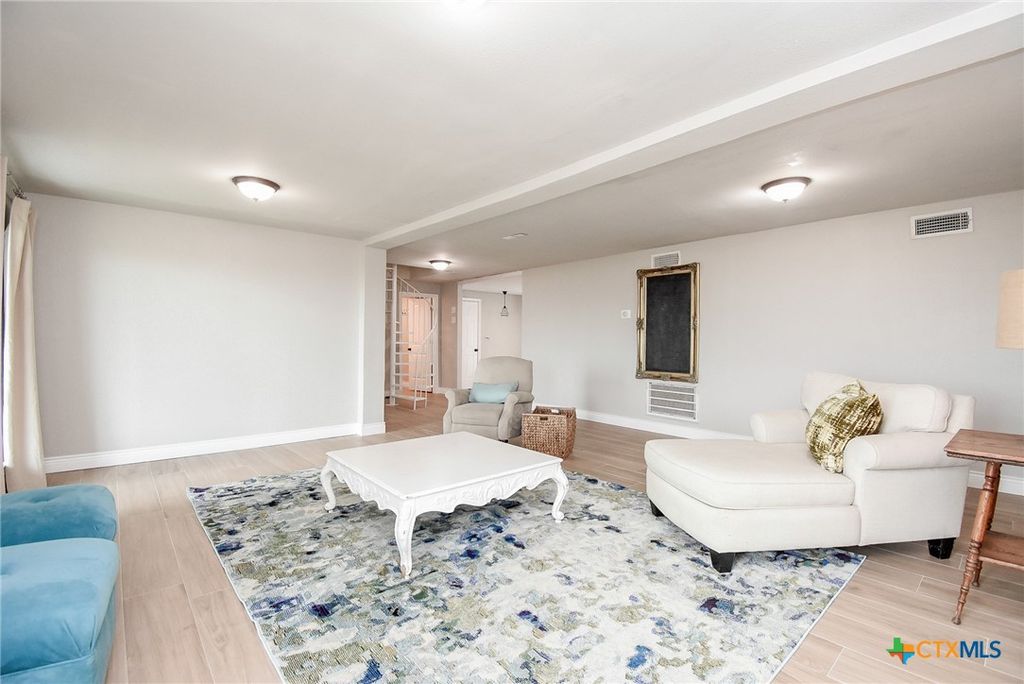 Image 37 of property listing at 965 Porpoise Drive, Palacios, TX 77465