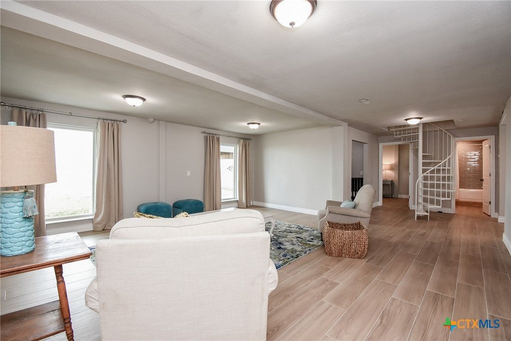 Image 39 of property listing at 965 Porpoise Drive, Palacios, TX 77465
