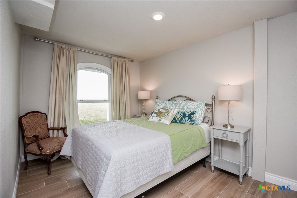 Image 42 of property listing at 965 Porpoise Drive, Palacios, TX 77465