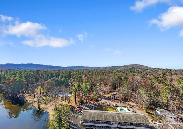 130 Old Mill Road, Flat Rock, NC 28731