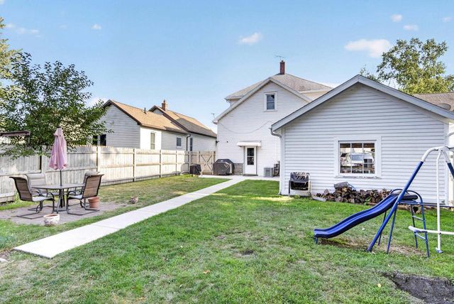 1208 WINNEBAGO AVENUE, Oshkosh, WI 54901