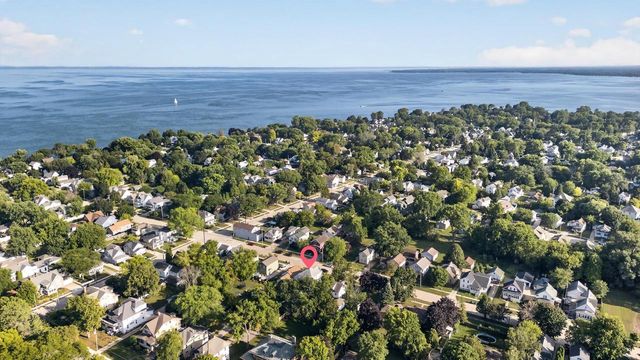 1208 WINNEBAGO AVENUE, Oshkosh, WI 54901
